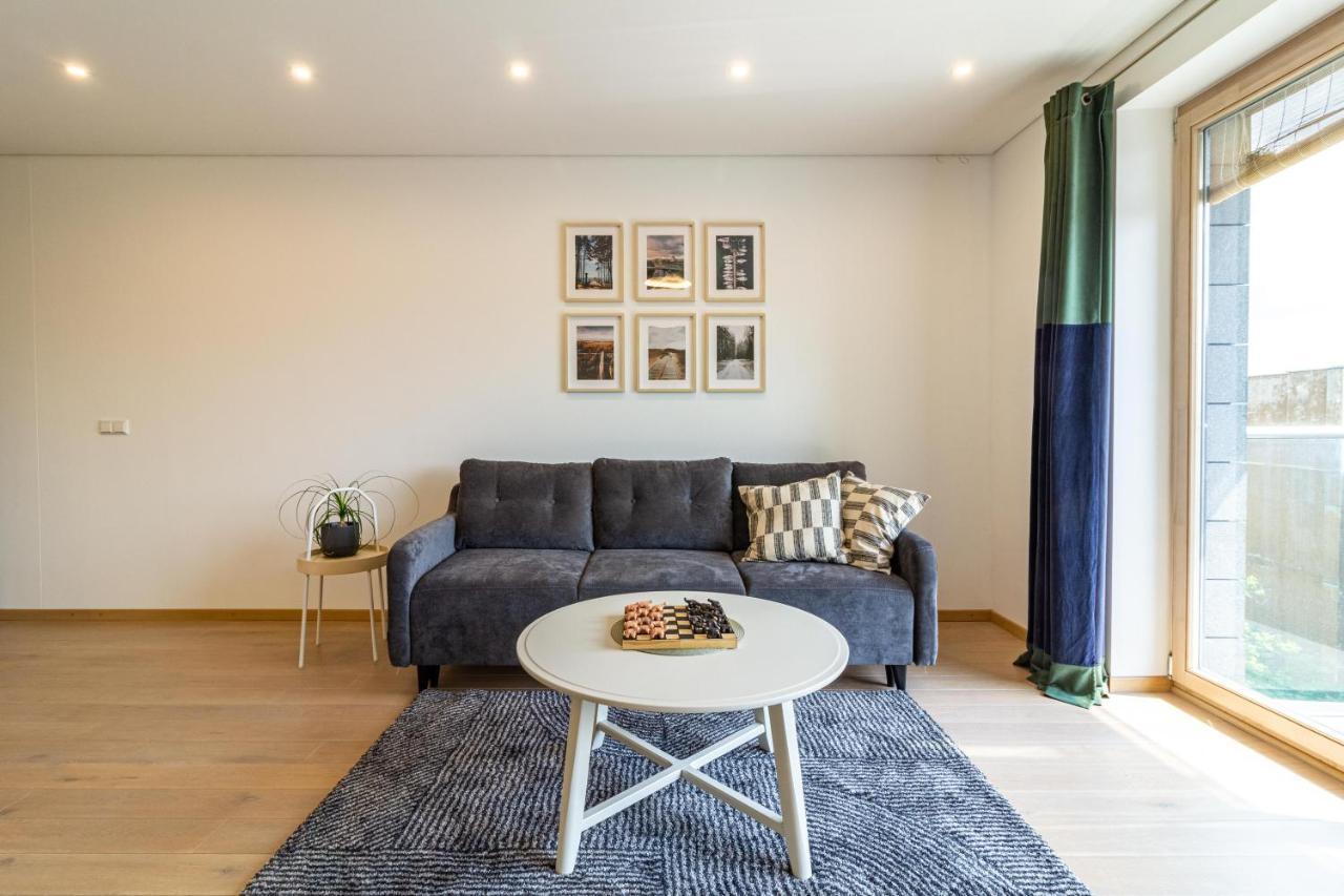Cohost I Sunny Center Apt, Covered Parking, Balcony & Self Check-In Kaunas Exterior foto